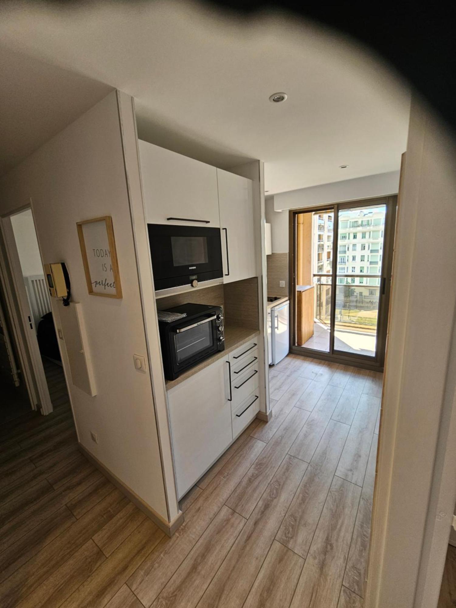 Beautiful 1 Bedroom Flat Nizza Kültér fotó
